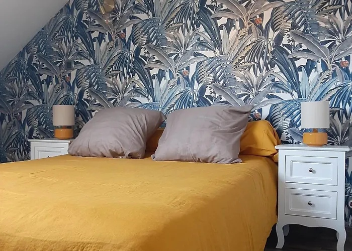 Le Clos Fenelon アパート サルラ・ラ・カネダ